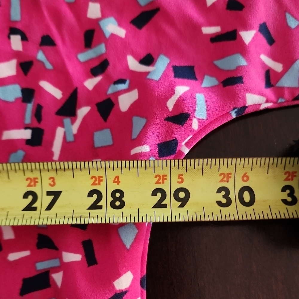 ANDREE BY UNIT Womens 1X Pink Geometric Print Blouse Plus Size - Picture 6 of 6
